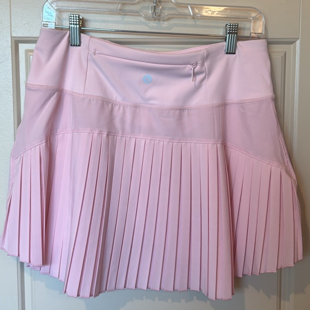 Mini Tennis Skirt - Large 🩷 - Picture 5 of 10